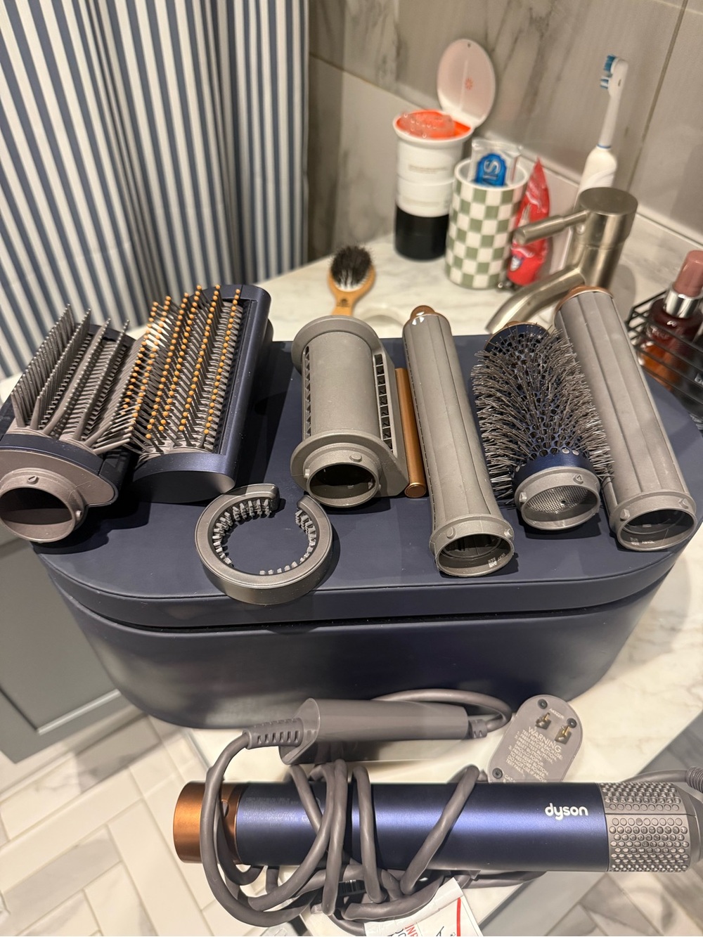 Dyson Men’s Multi-Styler Kit in Navy and Silver